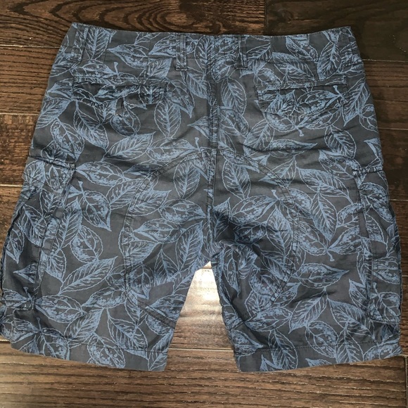 Bluenotes Floral Blue / Black Cargo shorts - Picture 2 of 3